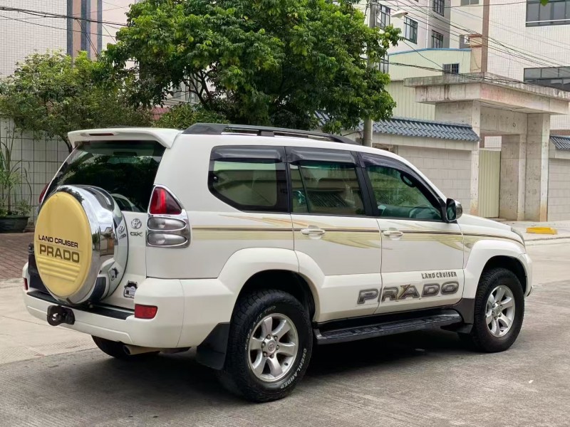 广州09年丰田普拉多7