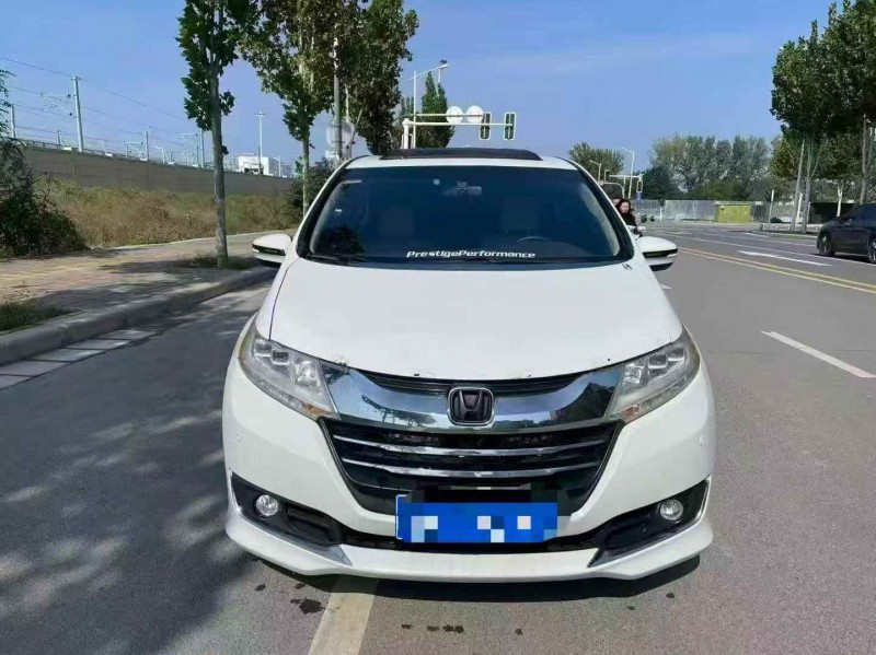 新乡17年本田奥德赛1