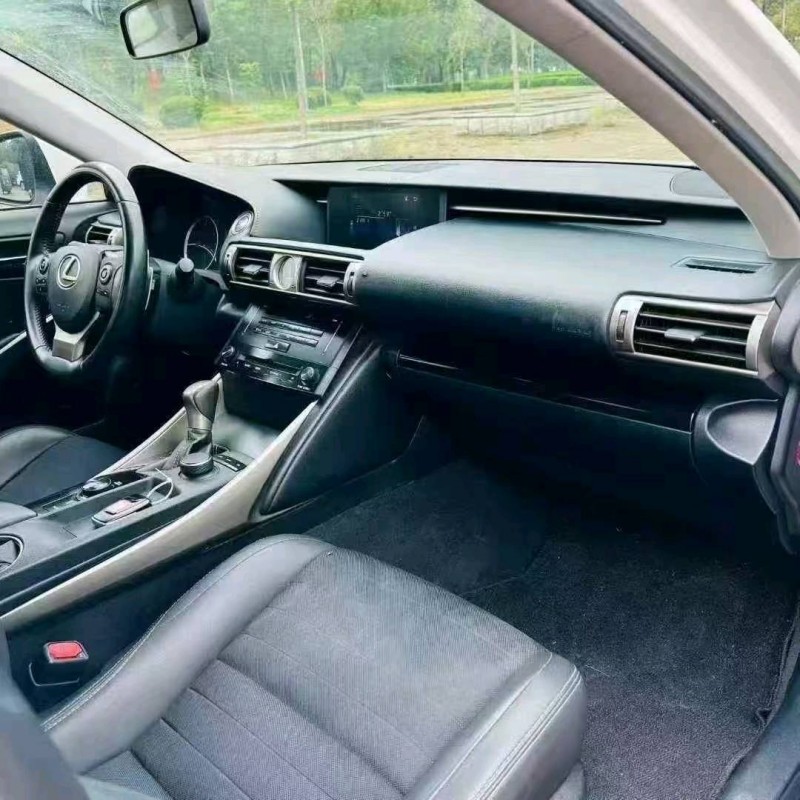 聊城15年雷克萨斯IS9