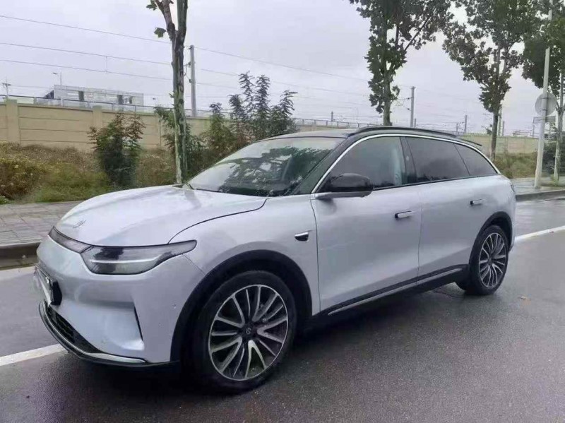 新乡21年零跑汽车C112