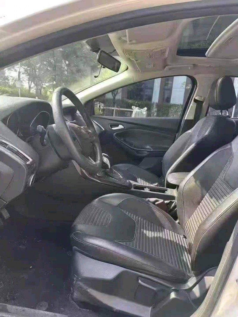 广州18年福特福克斯5