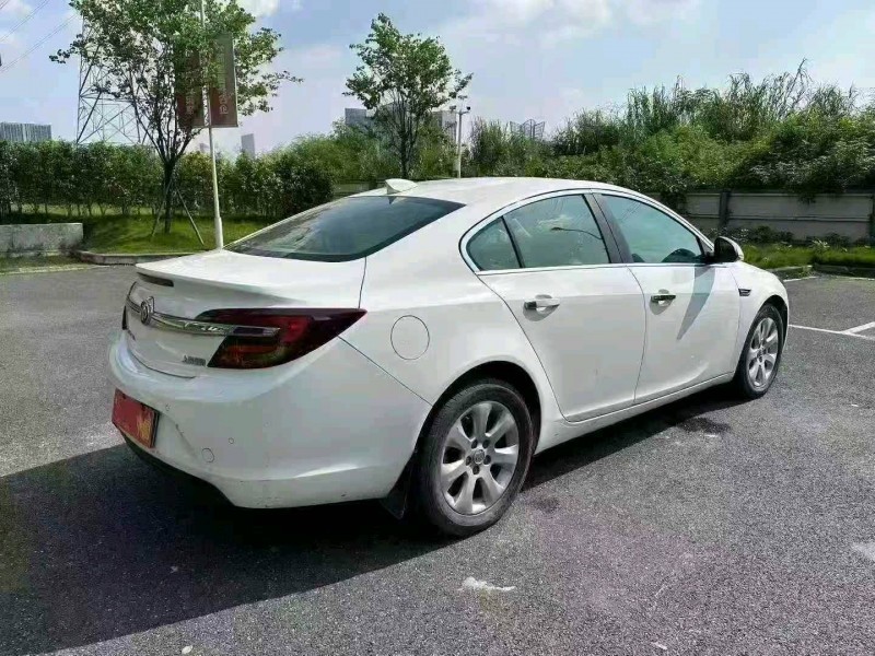 广州14年别克君威4