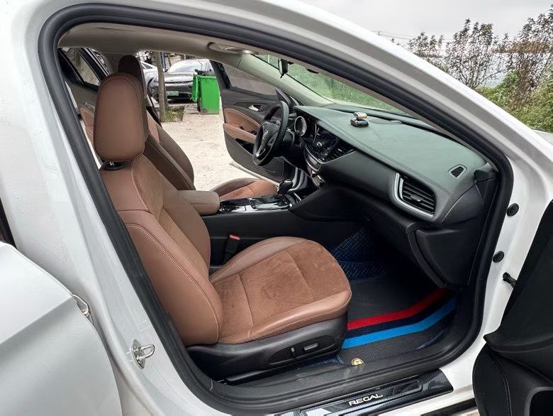 徐州20年别克君威7