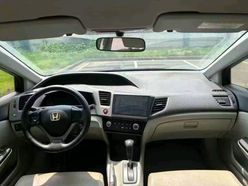 广州12年本田思域8