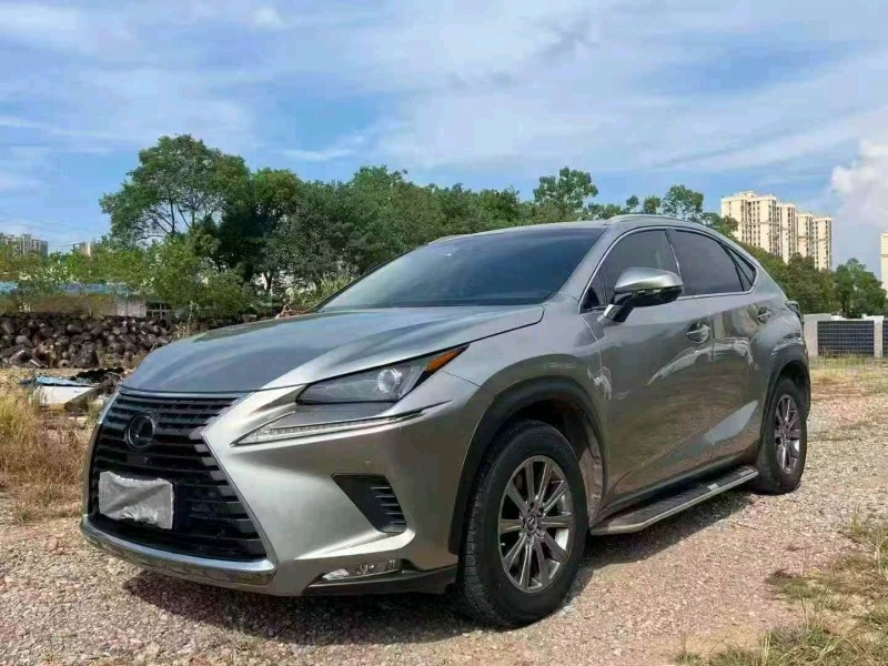 娄底19年雷克萨斯NX2