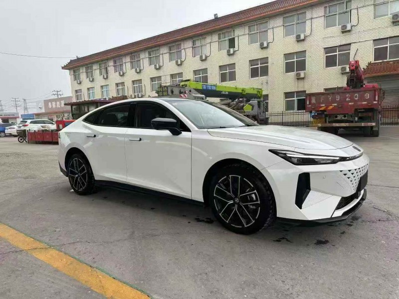 承德25年长安汽车UNI2