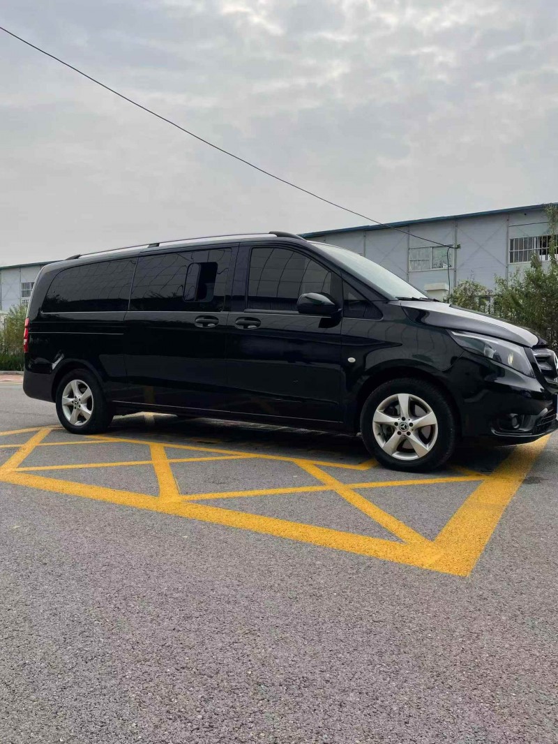 邢台19年奔驰威霆2