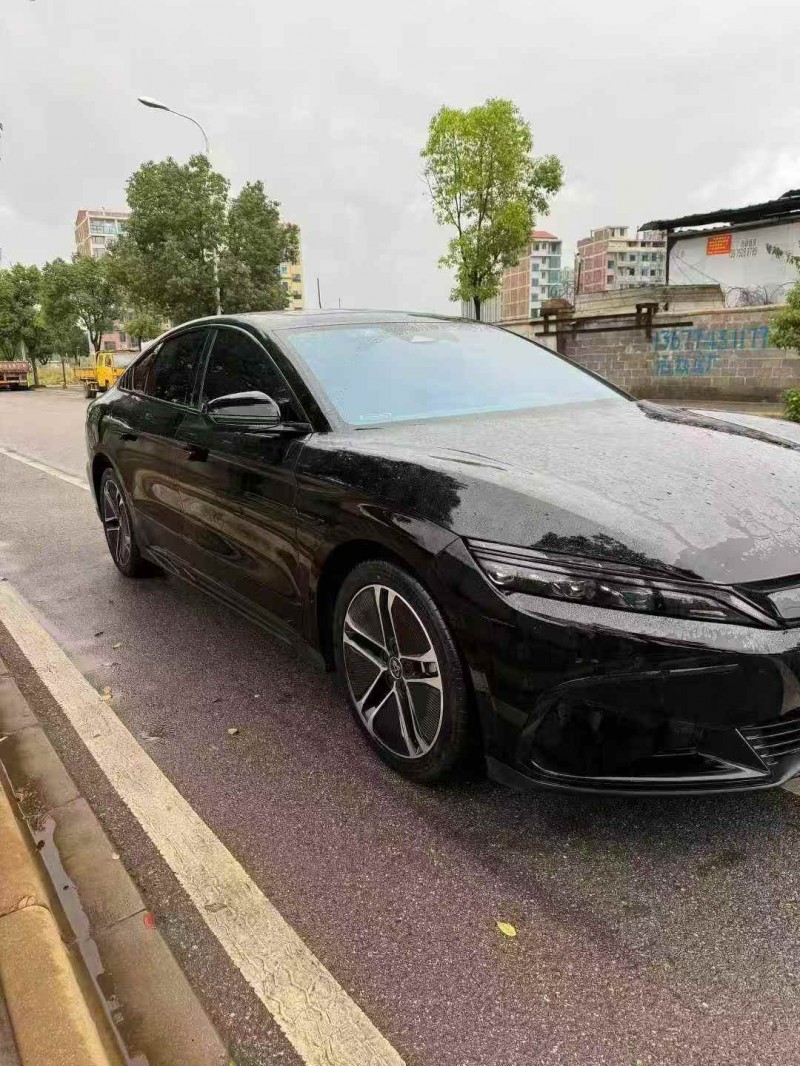 常德23年比亚迪汉2