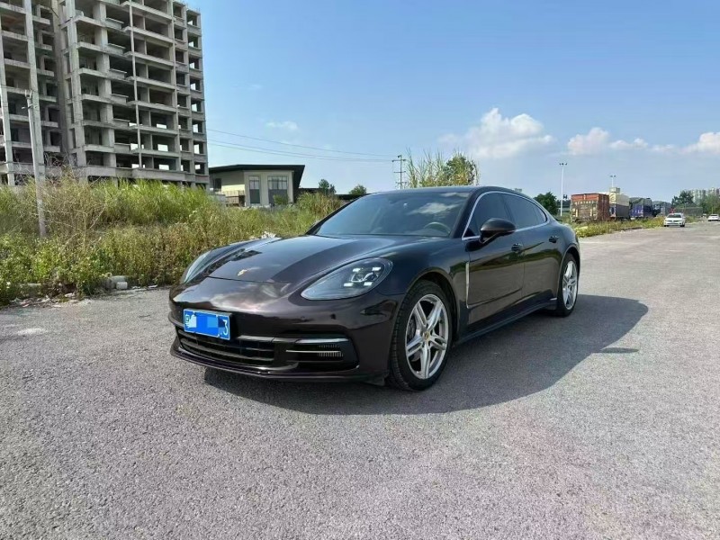 深圳19年保时捷帕拉梅拉2