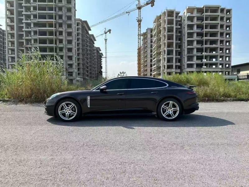 深圳19年保时捷帕拉梅拉5