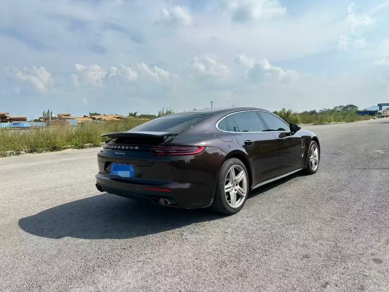 深圳19年保时捷帕拉梅拉7