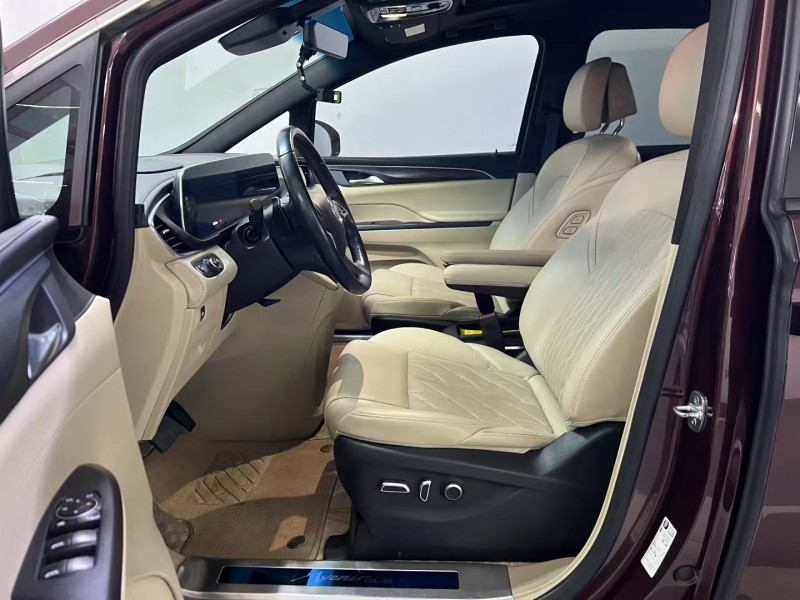 深圳22年别克GL84