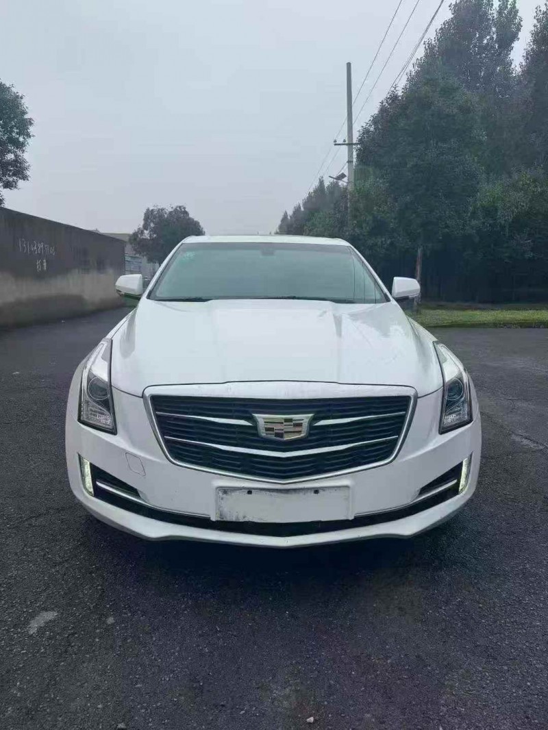 鹤壁19年凯迪拉克ATS1