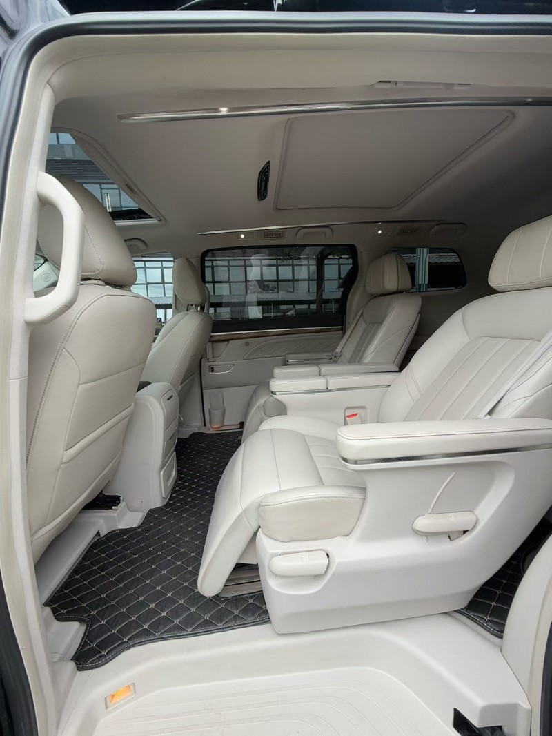 东莞20年传祺M86