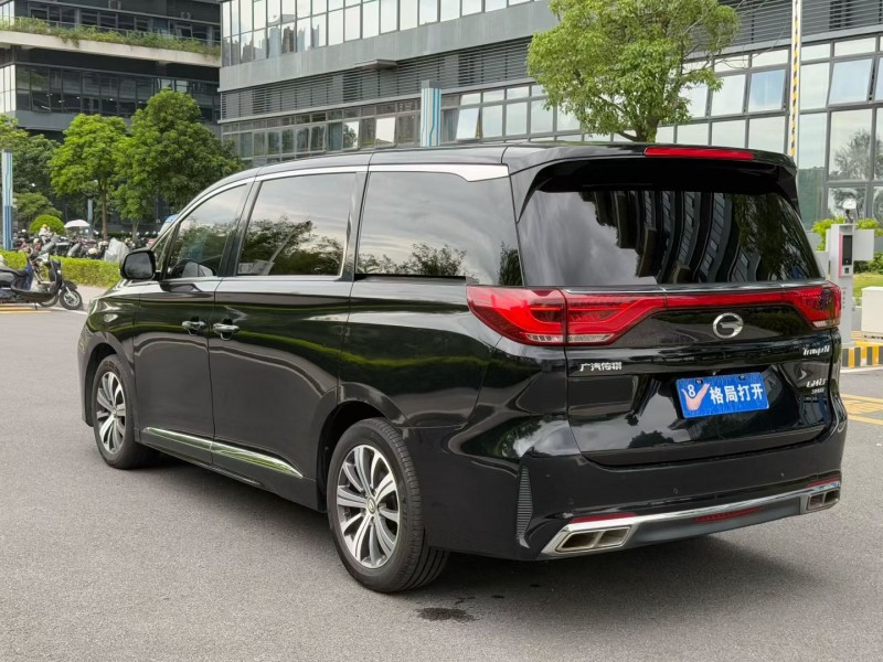 东莞20年传祺M87