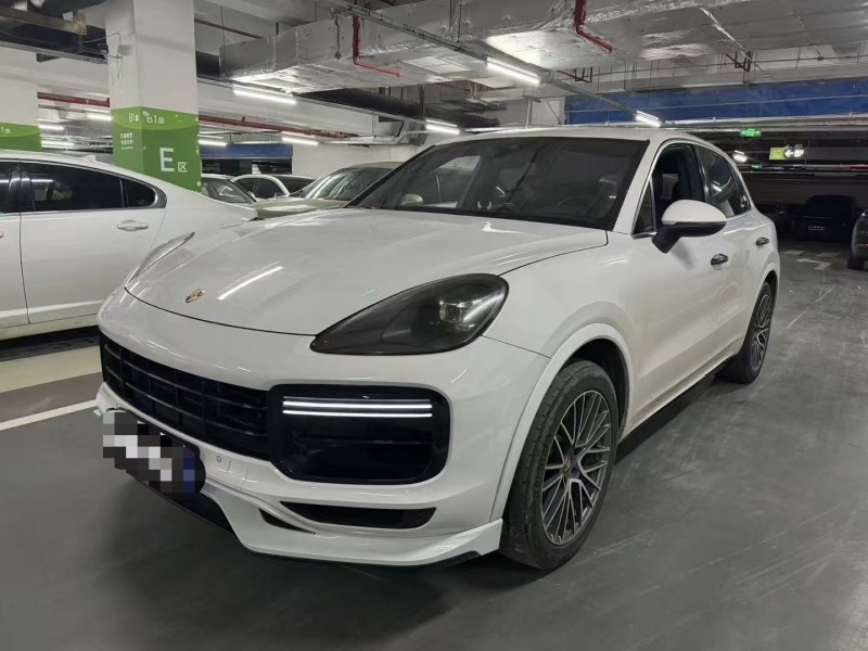 深圳19年保时捷卡宴1