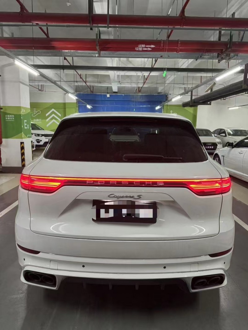 深圳19年保时捷卡宴8