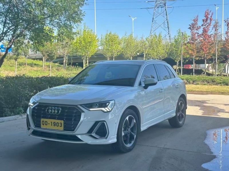 青岛23年奥迪Q33