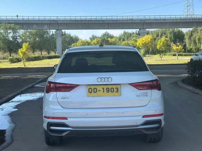 青岛23年奥迪Q39