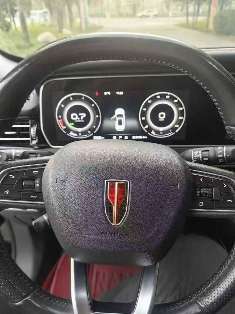 新乡21年红旗HS54