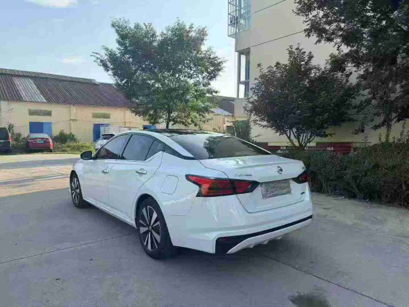 徐州22年日产天籁3