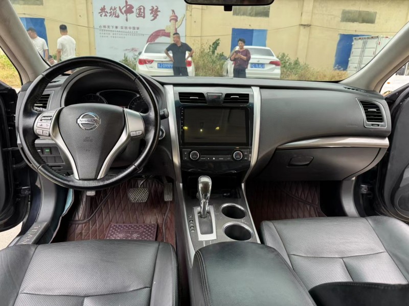 徐州16年日产天籁7