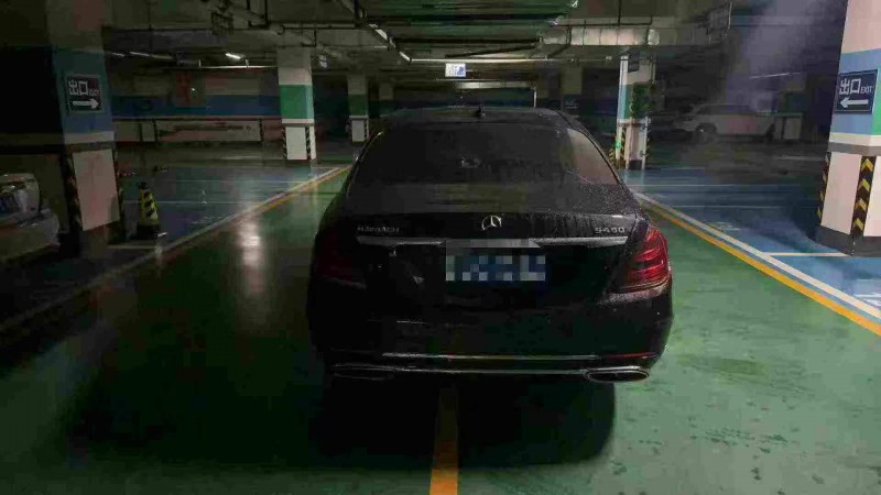 淄博19年奔驰迈巴赫S级8