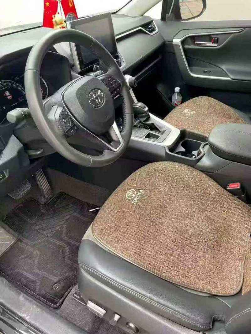 徐州23年丰田RAV44