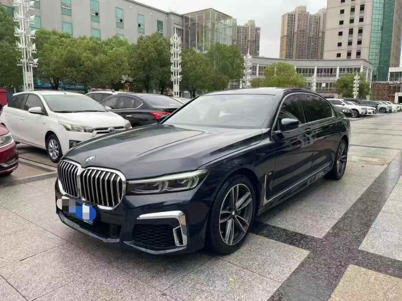 淮安21年宝马7系3