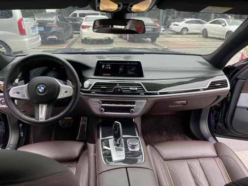 淮安21年宝马7系5