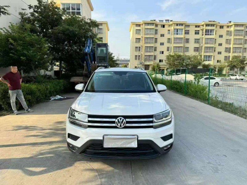 徐州19年大众途岳1