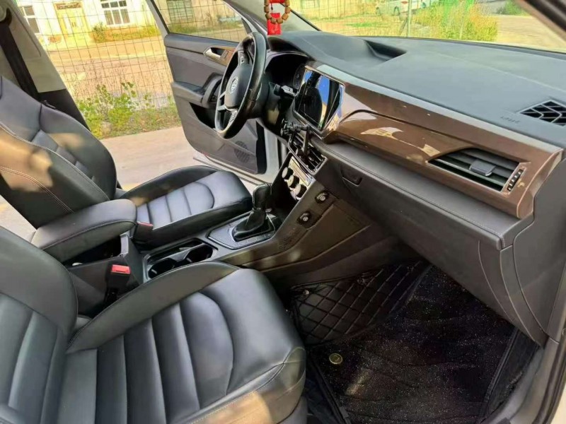 徐州19年大众途岳4