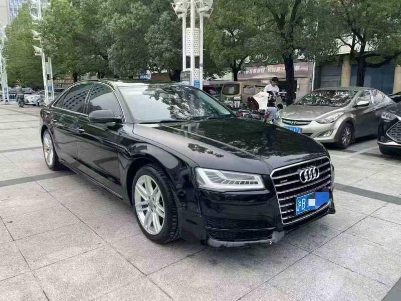 常州17年奥迪A8L2