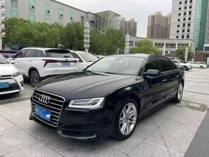 常州17年奥迪A8L3