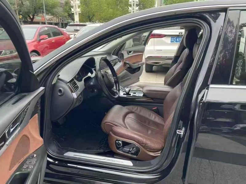 常州17年奥迪A8L4