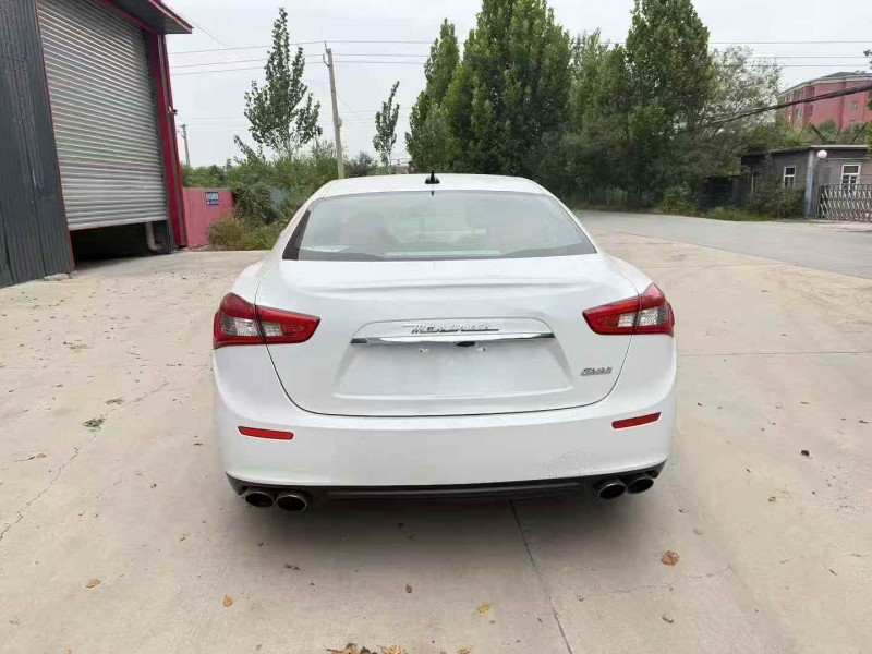 沧州18年玛莎拉蒂总裁7