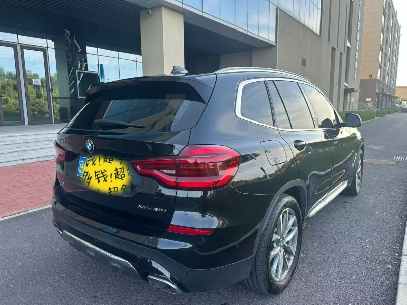北京19年宝马X34