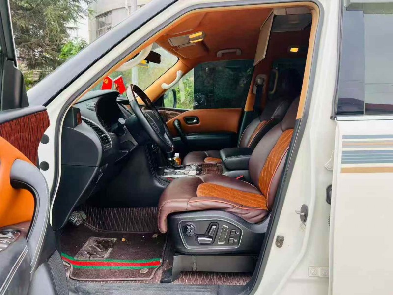 青岛19年日产途乐9