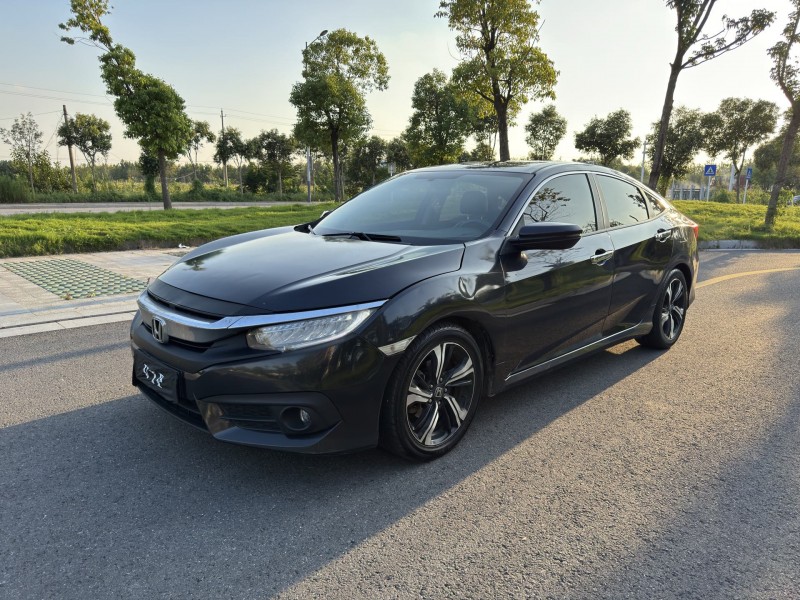 盐城17年本田思域3