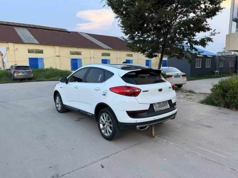 徐州18年吉利帝豪3