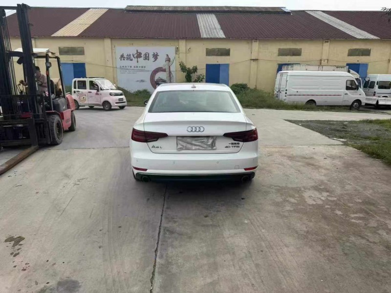 徐州17年奥迪A4L9