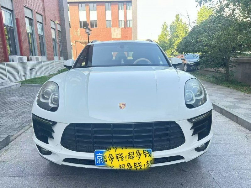 北京15年保时捷Macan1