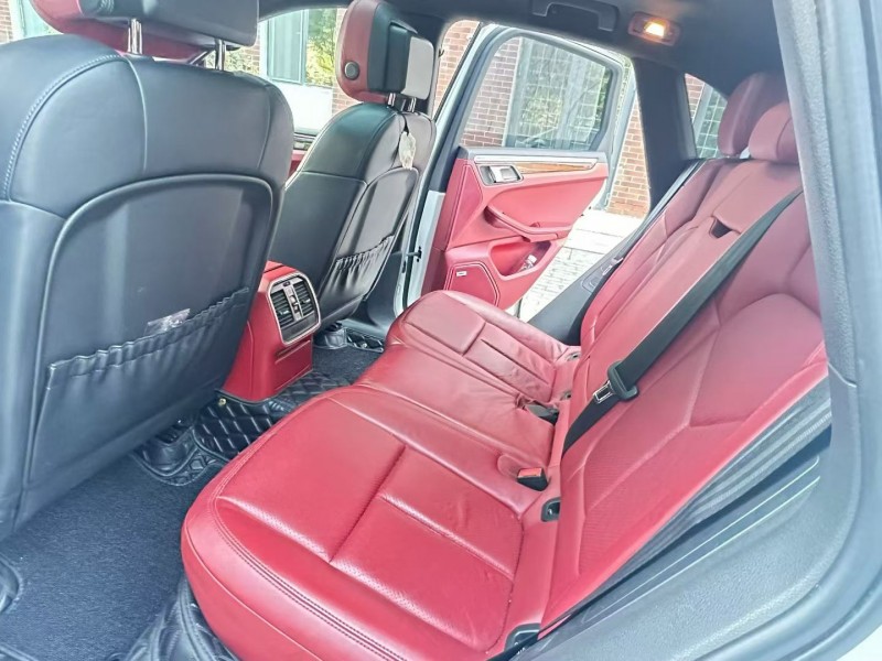 北京15年保时捷Macan7