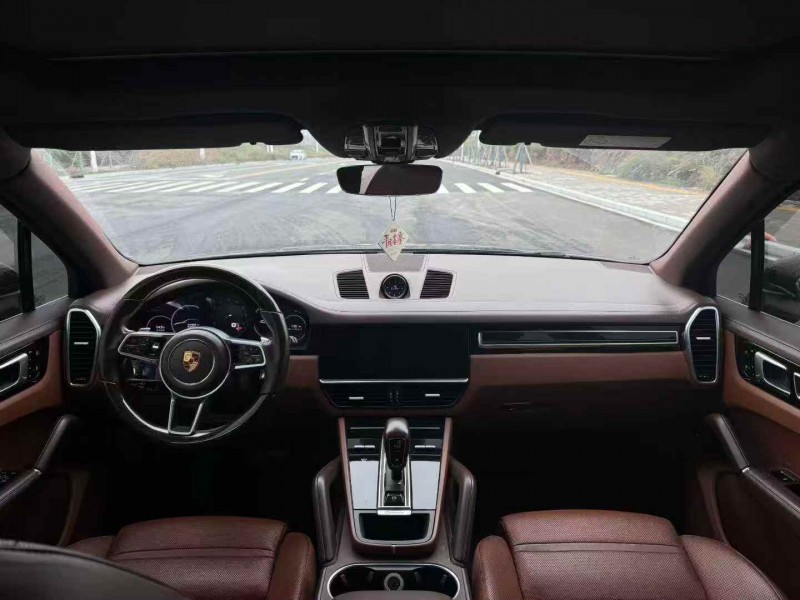 石家庄21年保时捷卡宴5