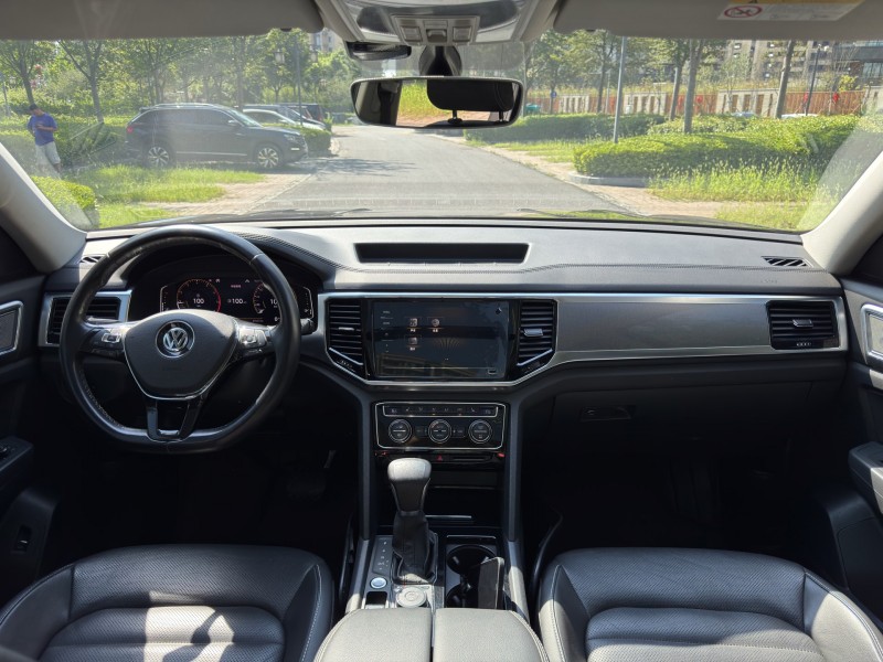 盐城20年大众途昂8