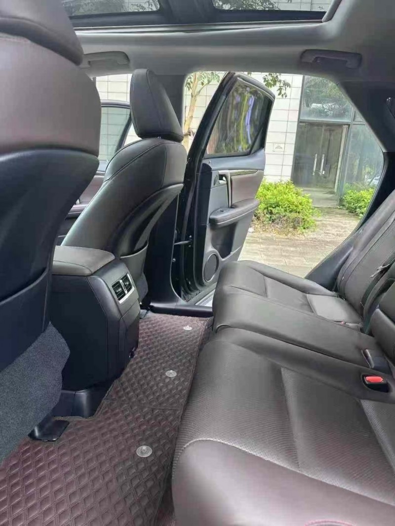 佛山20年雷克萨斯RX4