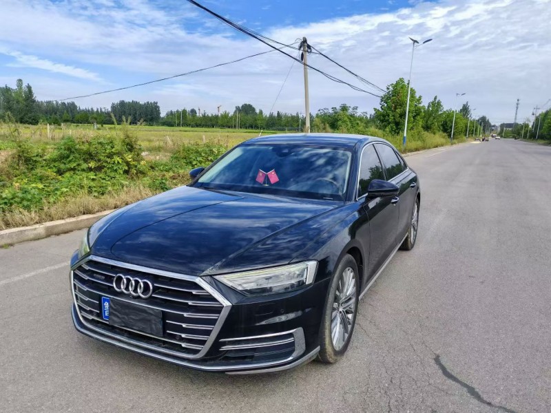 济南19年奥迪A8L1