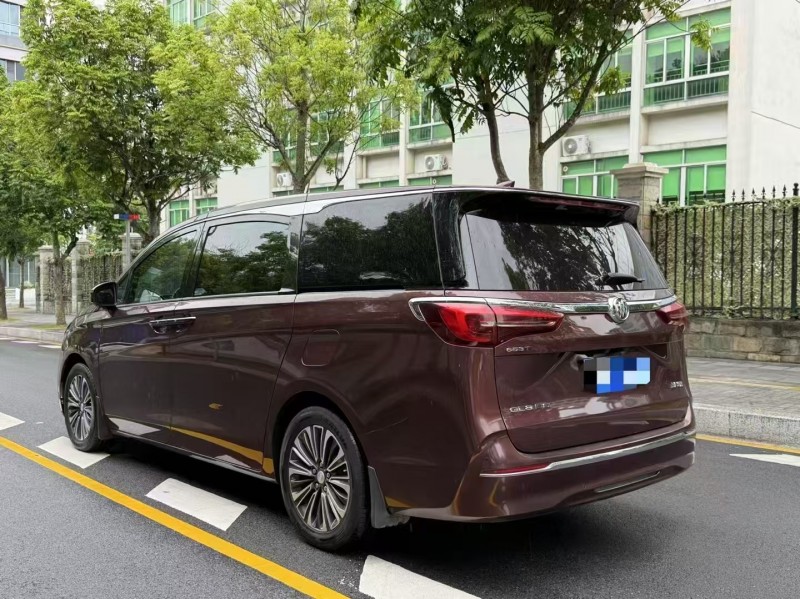 深圳22年别克GL88