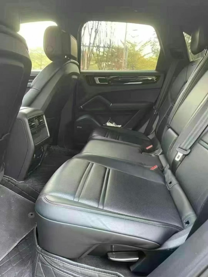 肇庆20年保时捷卡宴4