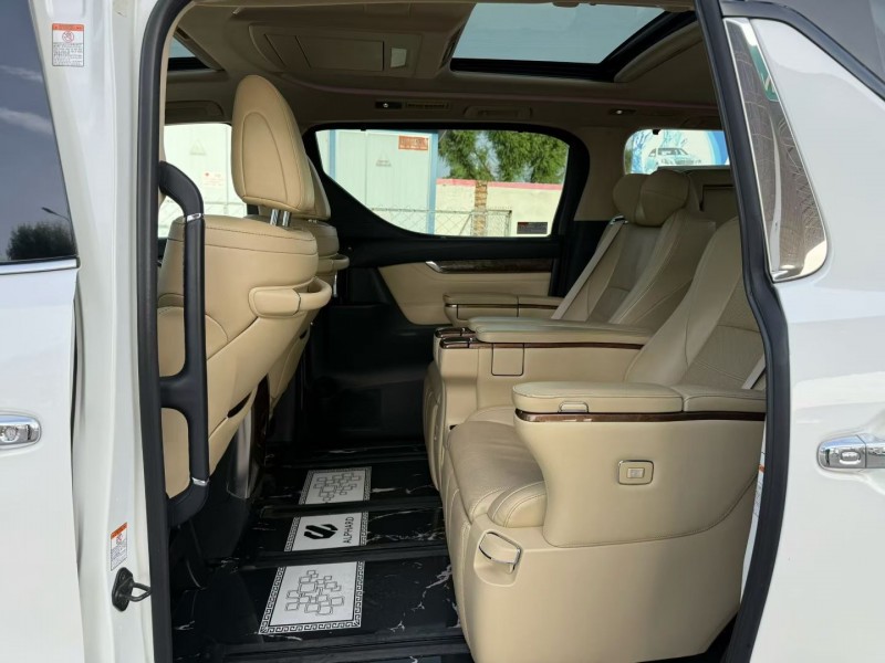 榆林18年丰田埃尔法4